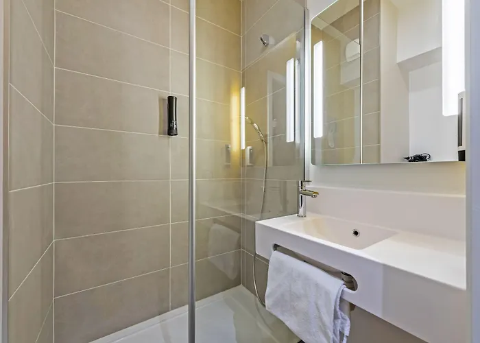 Centre Port De Commerce 3* 布雷斯特