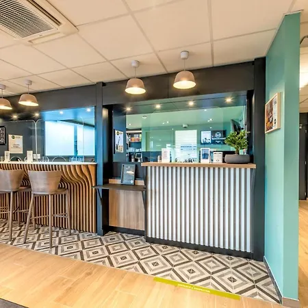 Centre Port De Commerce ברסט