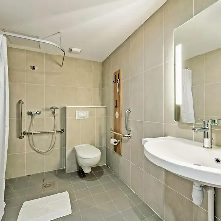 Hotell Centre Port De Commerce Brest