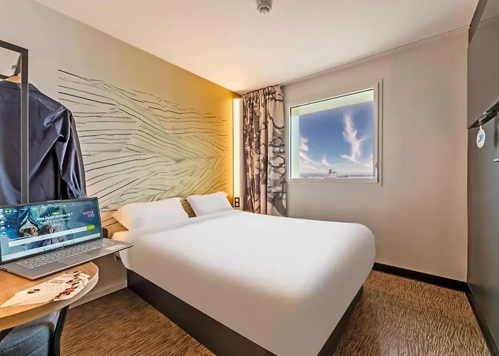 Centre Port De Commerce Otel Brest